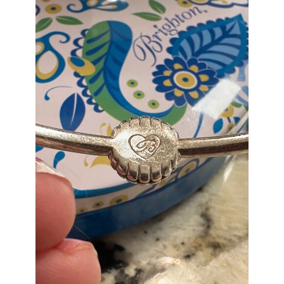 Brighton Silver-Plated Pearl Bangle Bracelet Beaded Accents with Heart Tin Gift - Picture 7 of 9